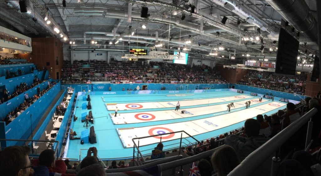 Curling court