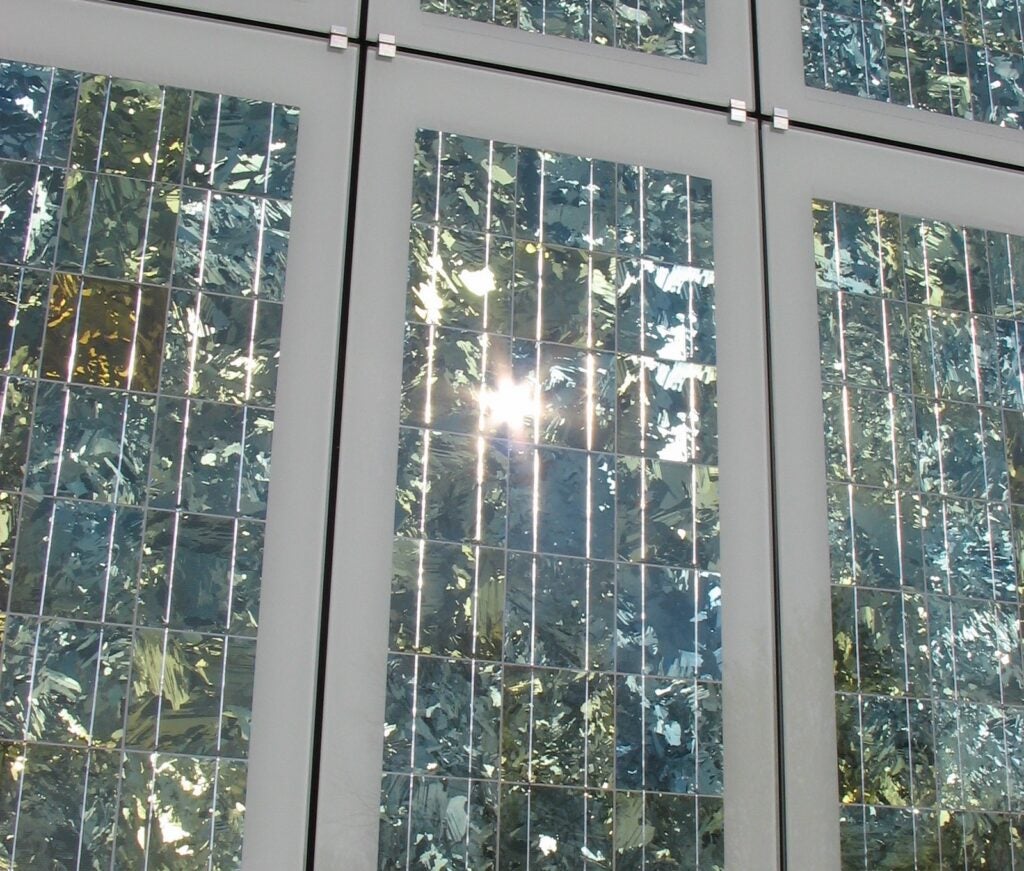 transparent photovoltaic cells