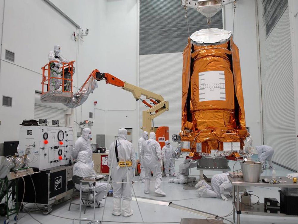 Prepping the Kepler spacecraft pre-launch in 2009