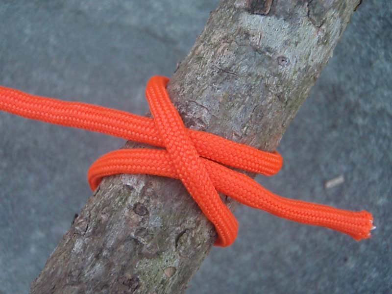 a clove hitch knot