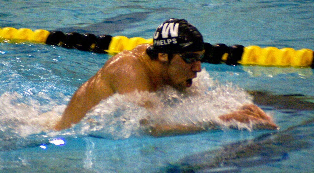 michael phelps swimming breaststroke