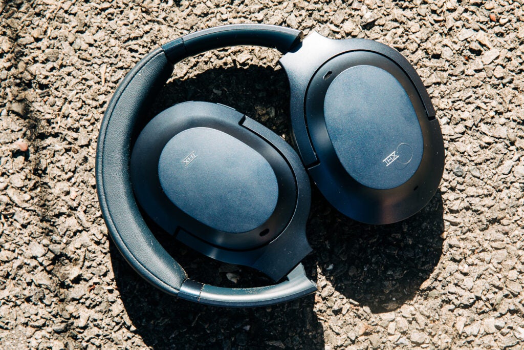 Razer Opus headphones